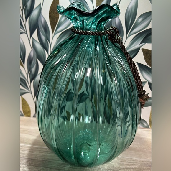 Vintage Pilgrim Art Glass Sack Vase with Silk Cord - Picture 4 of 9